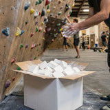 Μαγνησία VSL Sports PureGrip® σε κιβώτιο 288 τεμαχίων σε χώρο γυμναστηρίου