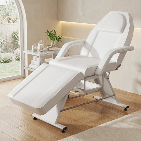 Επαγγελματική καρέκλα αισθητικής VSL Sports ProComfort 300 σε χρήση για μασάζ και spa, ρυθμιζόμενη και άνετη με premium επένδυση PVC