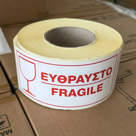 Ρολό 1112 αυτοκόλλητων ετικετών ΕΥΘΡΑΥΣΤΟ FRAGILE 18×8cm Wallex